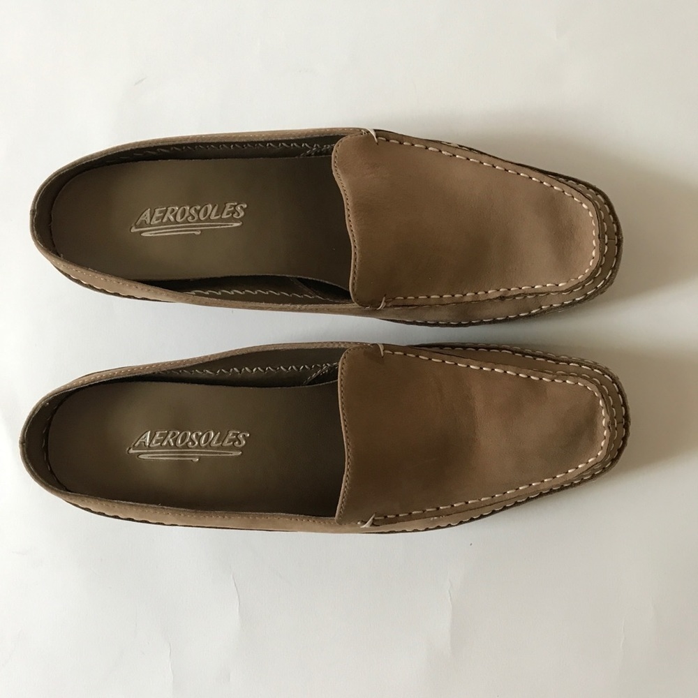 Aerosoles Two Stitchy slip-on suede kitten heels - Picture 3 of 8